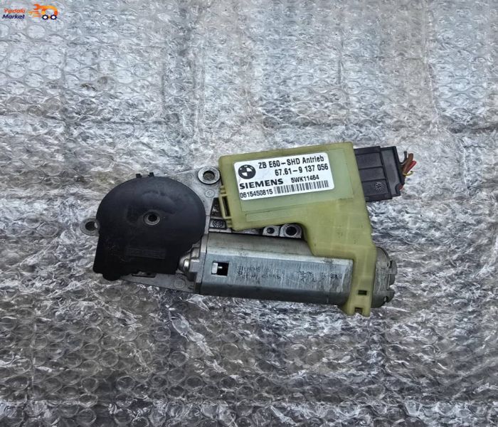 موتور سانروف برای اطاقهای e60 e61 e63 e64